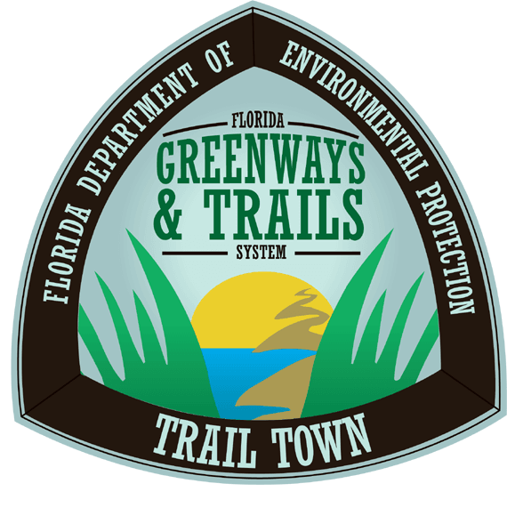 trail town logo clear border 1.9 inches for all documents (1)