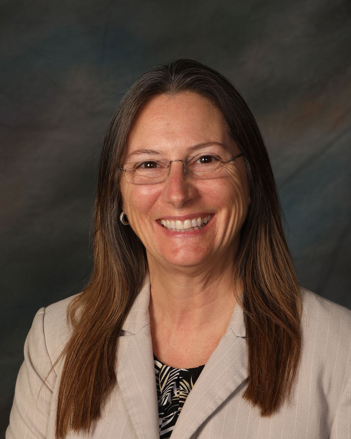 Lisa Hendrickson Headshot